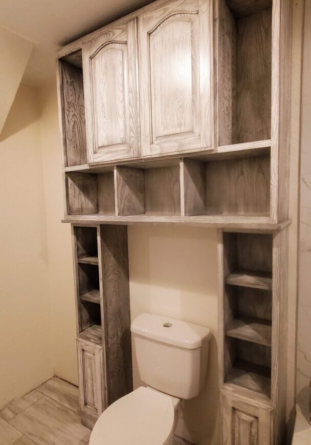 GRAY STAIN RESTROOM