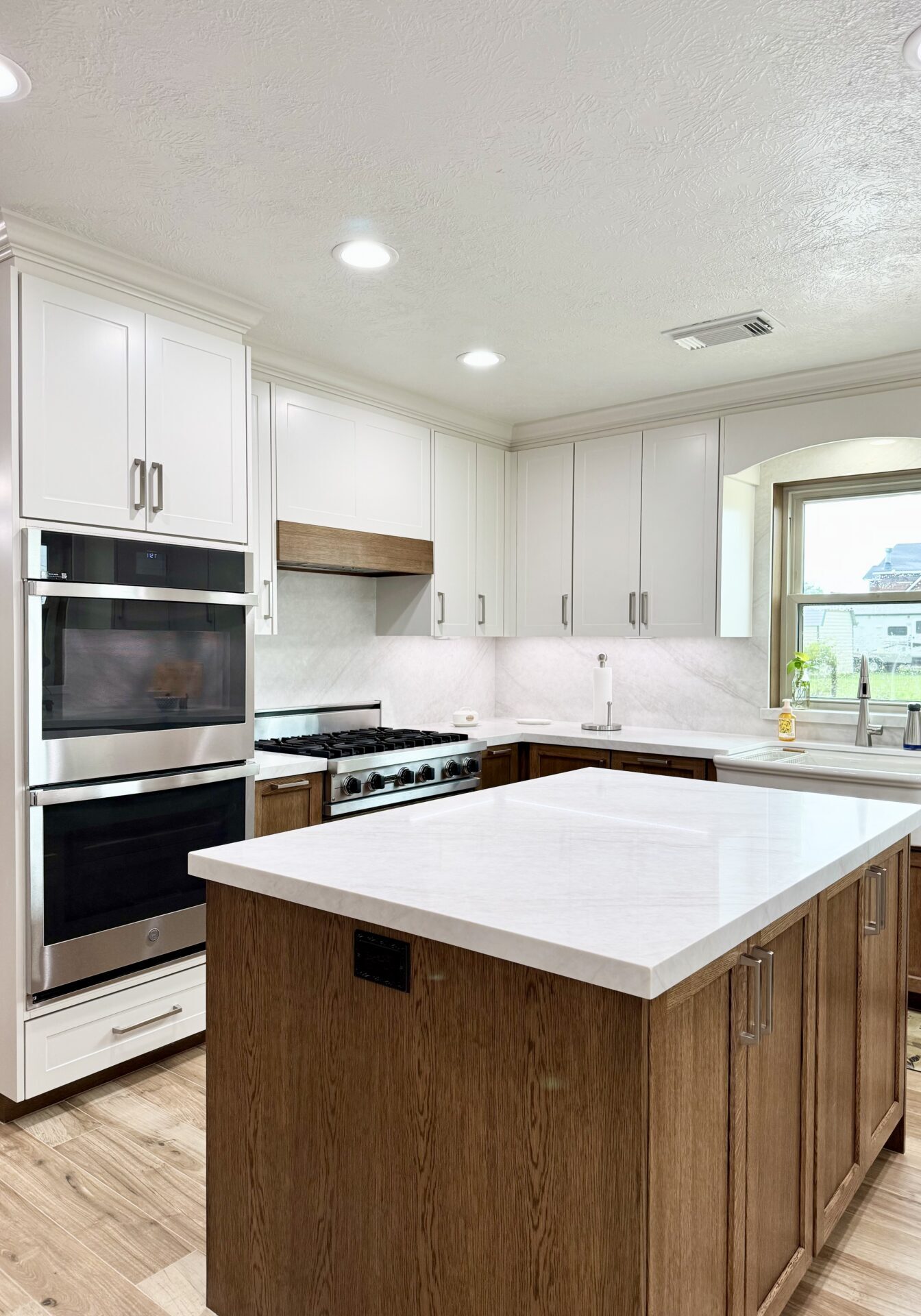 WHITE OAK KITCHEN REMODEL