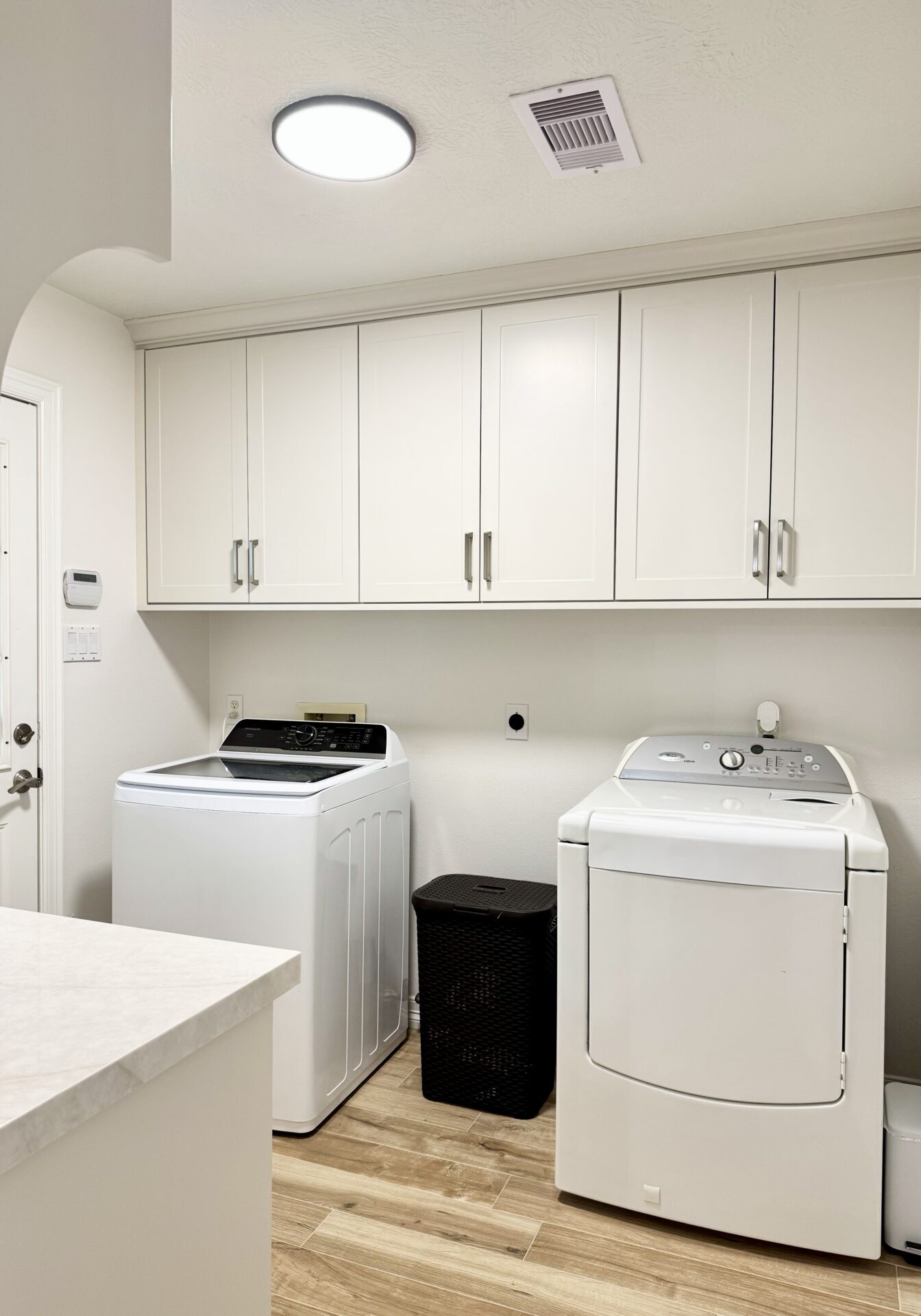 EGRET WHITE LAUNDRY ROOM